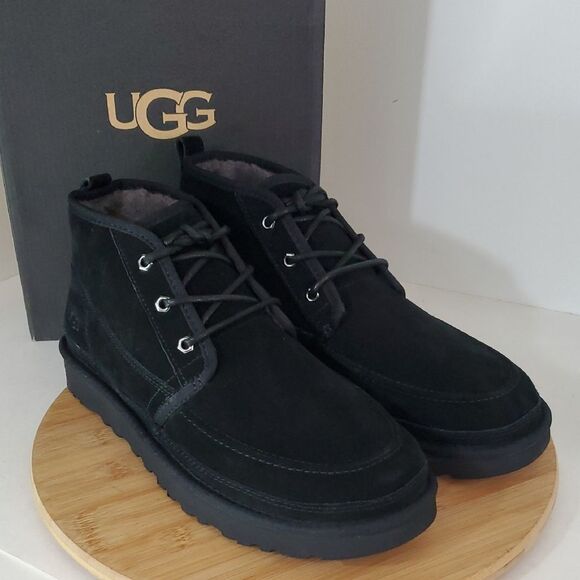 UGG Neumel Moc Chukka Boot Black Suede Sheep Wool Lined Men's US 11 NIB - Picture 1 of 14